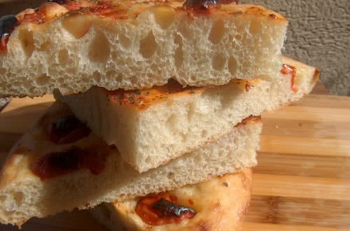 Ricetta per pizza in teglia soffice o focaccia: impasto professionale