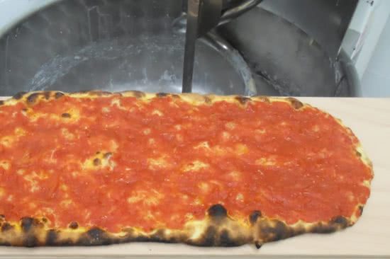 ricetta impasto pizza bianca alla pala condimento